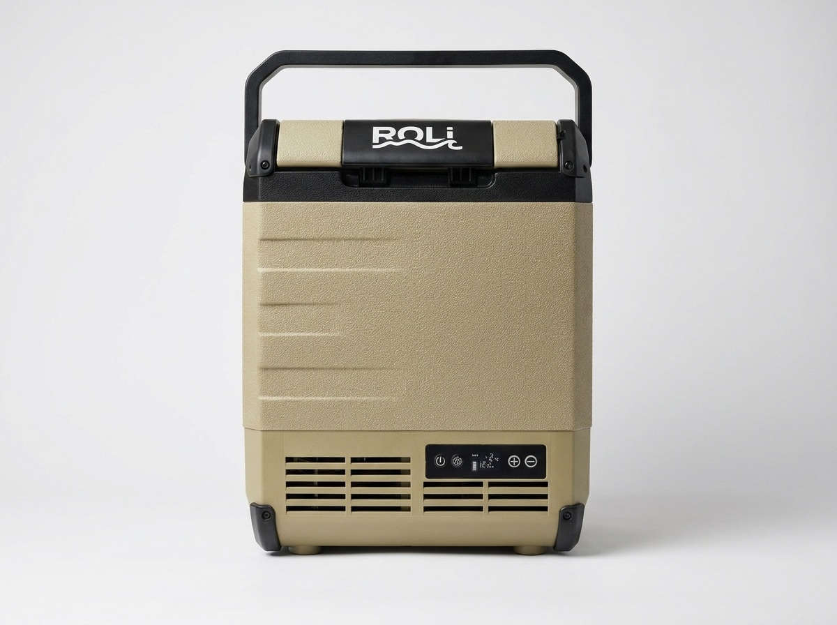 ROLi Mini 10L portable fridge, front view